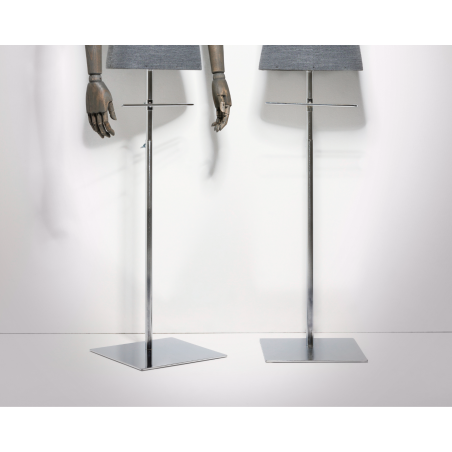 les bases et supports des deux bustes de présentations les bases et supports des deux bustes de présentations